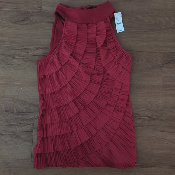 White House Black Market Tops - White House Black Market Red Sleeveless Tiered Top Women's Small NWT